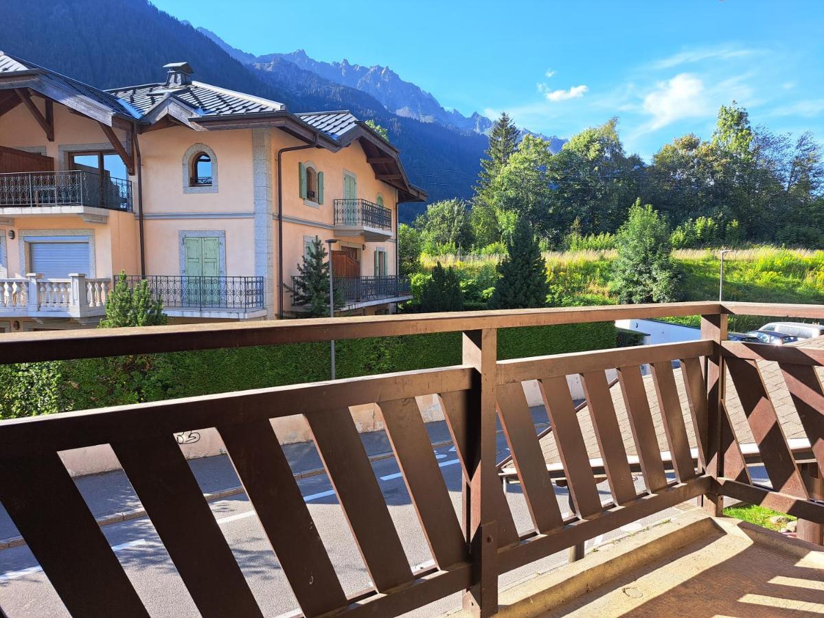 Apartamento Vue Magique En Hypercentre Avec Parking Privatif Chamonix Mont Blanc Exterior foto
