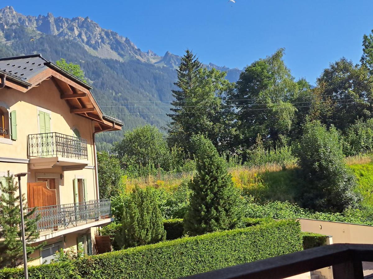 Vue Magique En Hypercentre Avec Parking Privatif Chamonix Mont Blanc Exterior foto