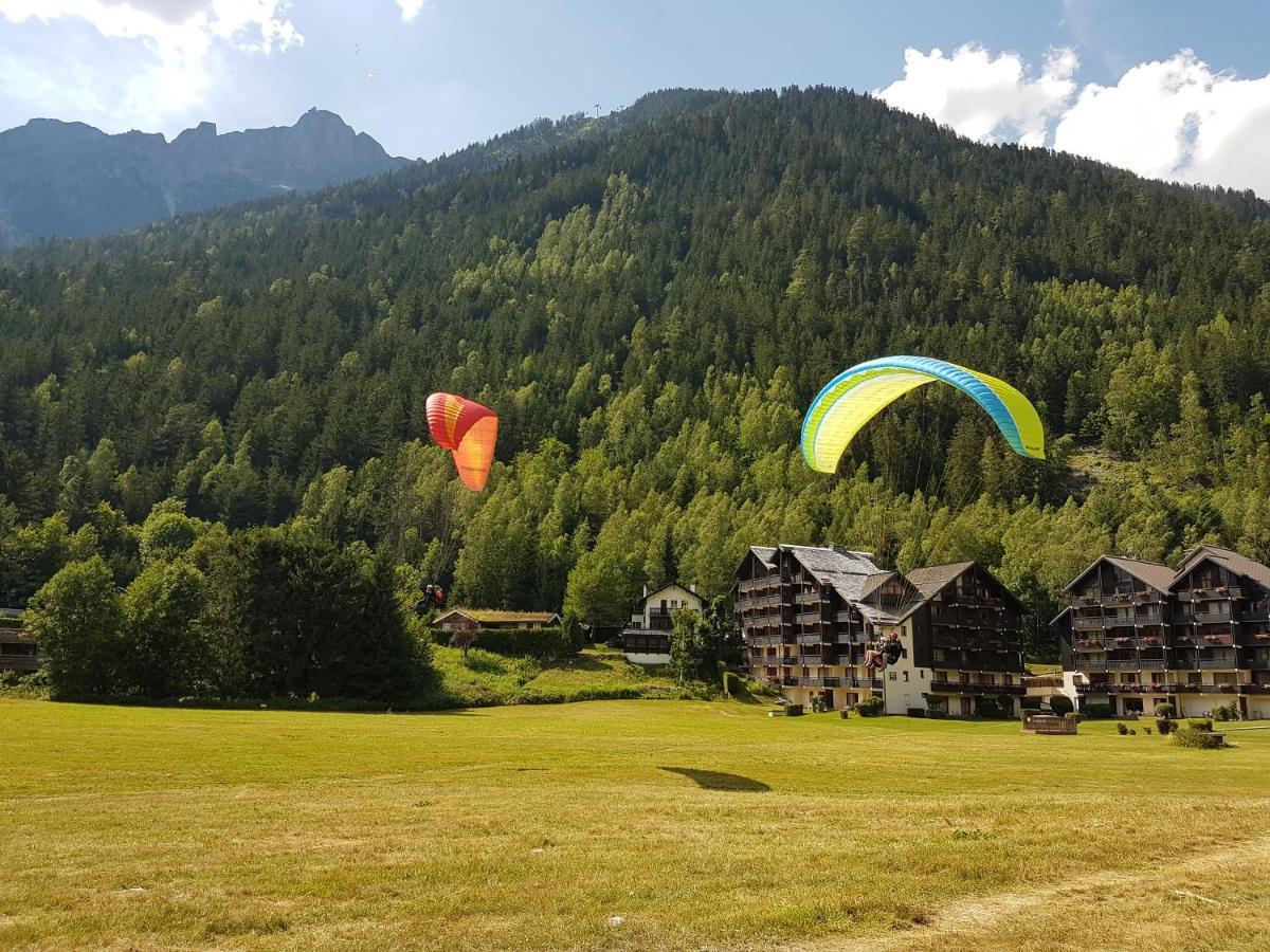 Apartamento Vue Magique En Hypercentre Avec Parking Privatif Chamonix Mont Blanc Exterior foto