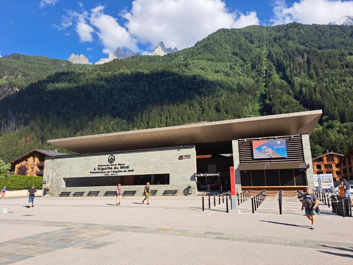 Apartamento Vue Magique En Hypercentre Avec Parking Privatif Chamonix Mont Blanc Exterior foto